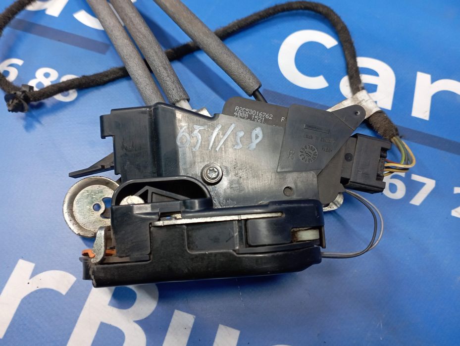 Замок дверей зсувної правої Mercedes Vito W639 Вито двери здвижной