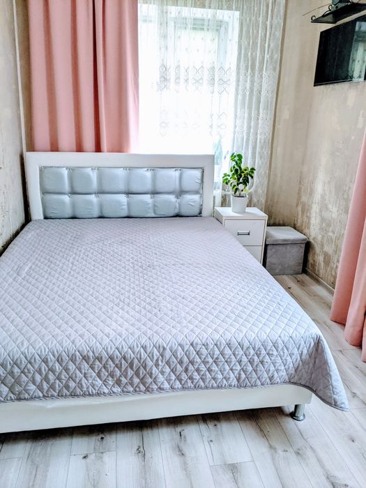 Володимирська  2х кімнатна