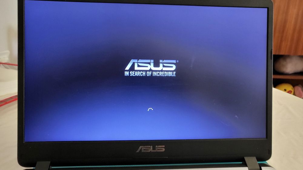 Portatil Asus F507LA- 35AHDSB1