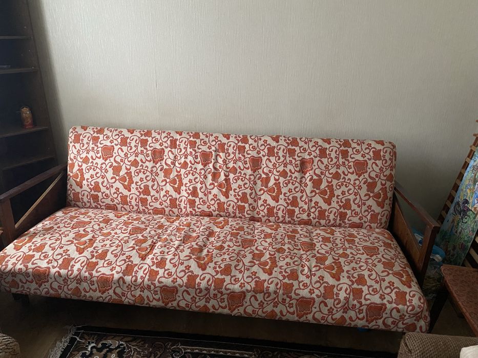 Диван-кровать (книжка) безкоштовно в доброму стані