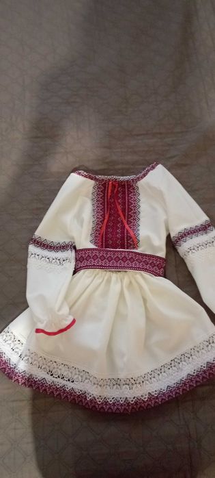 Продам вишиванку дитячу костюм