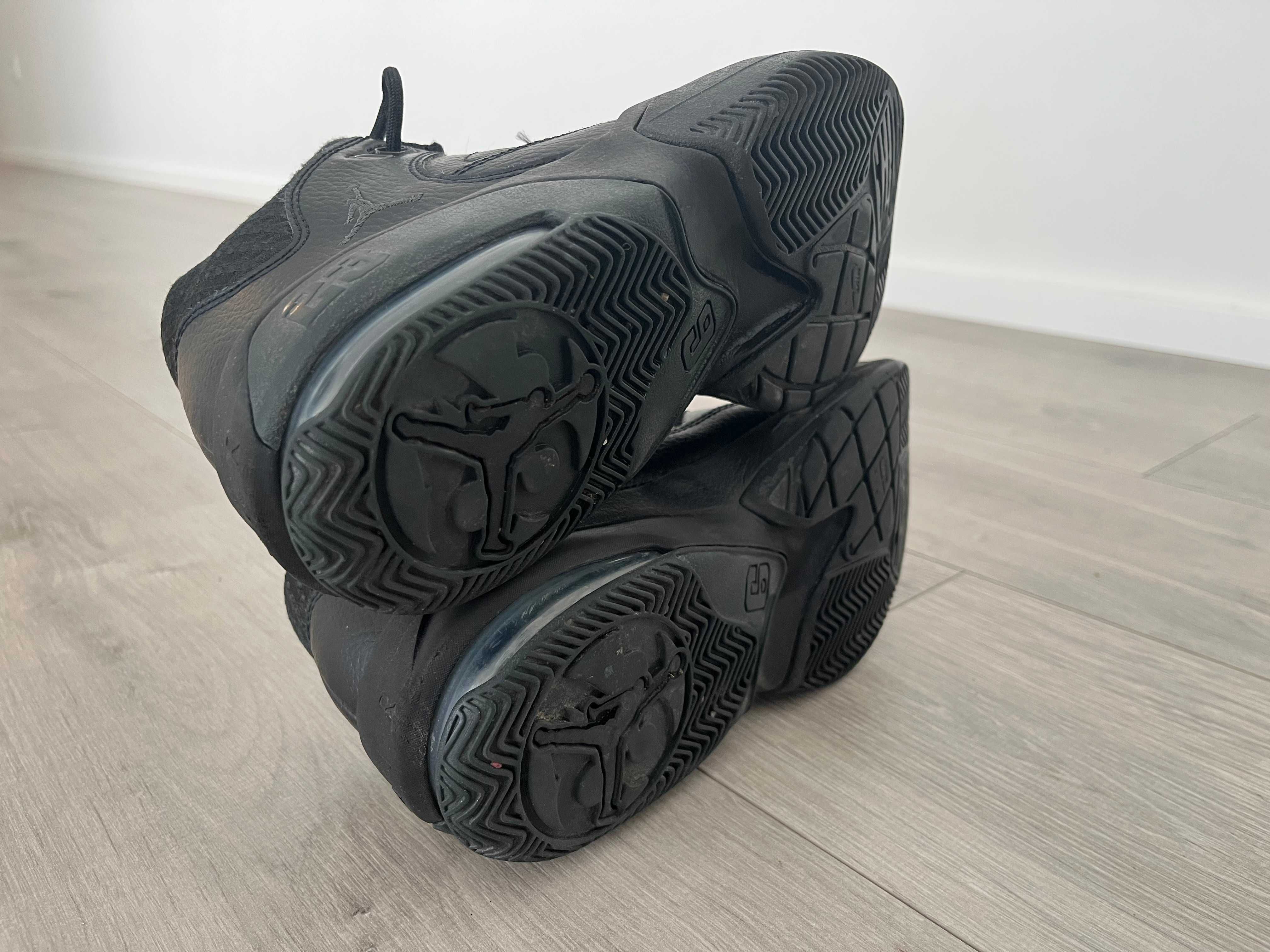 Air Jordan Max Aura 3
