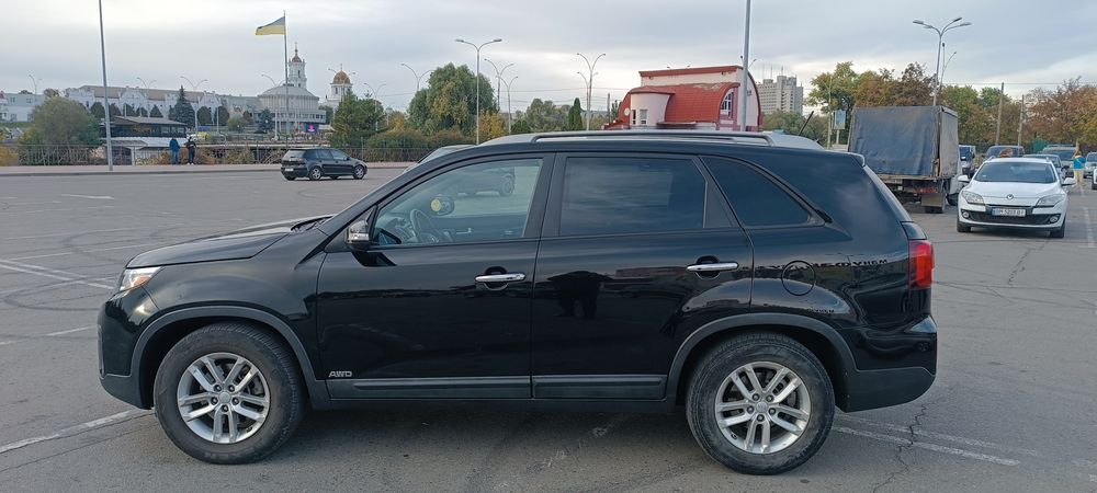 Продам KIA SORENTO 2014 р.в.