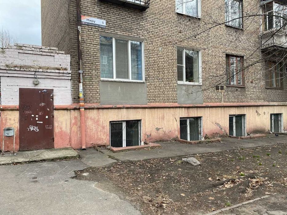 Продаж приміщення 324 кв.м. вул. Миру