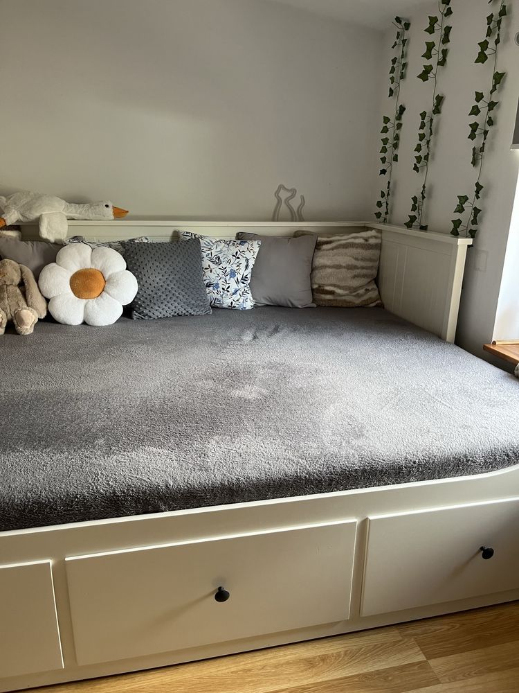 Łóżko HEMNES z 3 szufladami