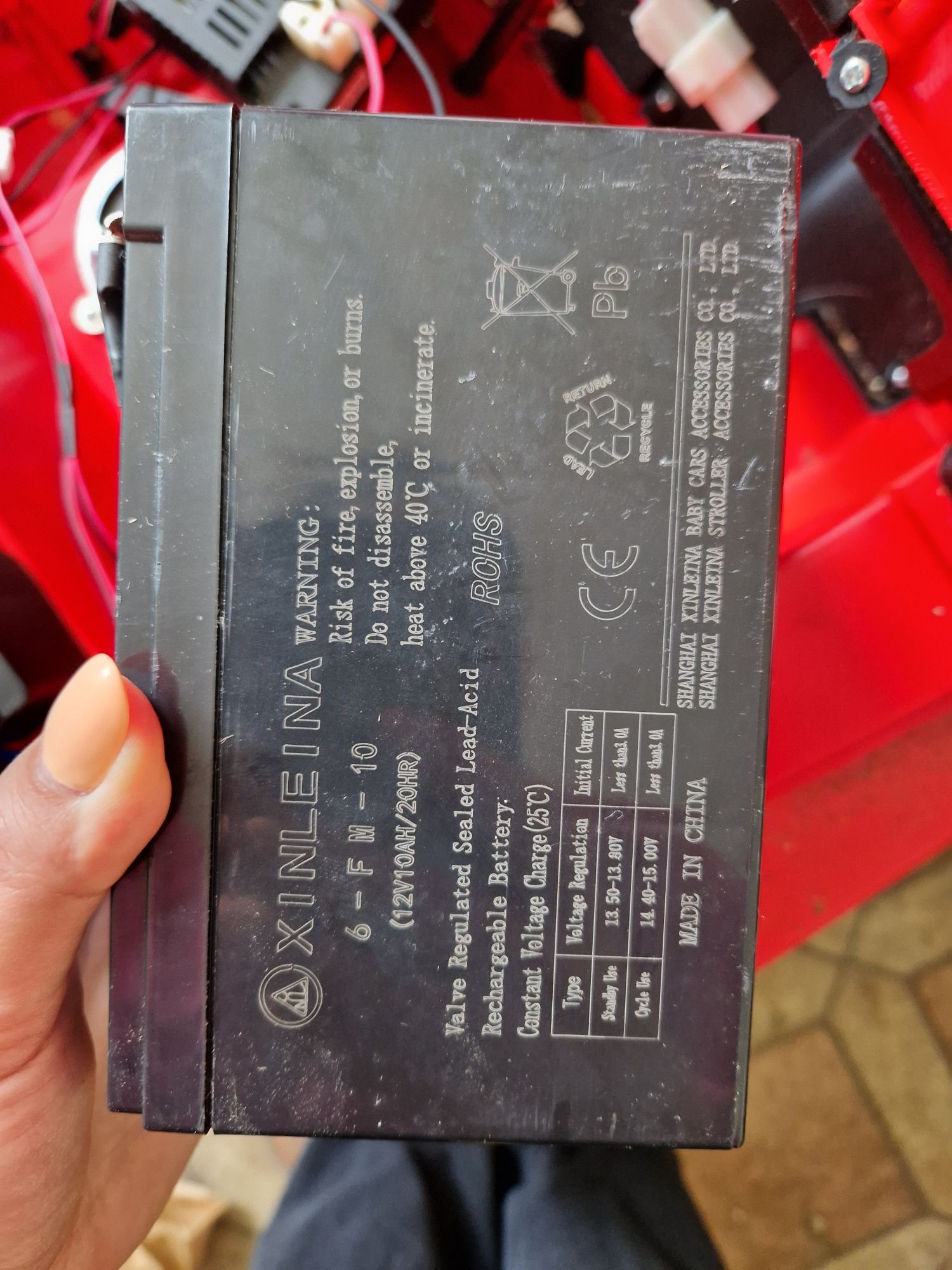 Jeep 2osobowy na akumulator dla dzieci