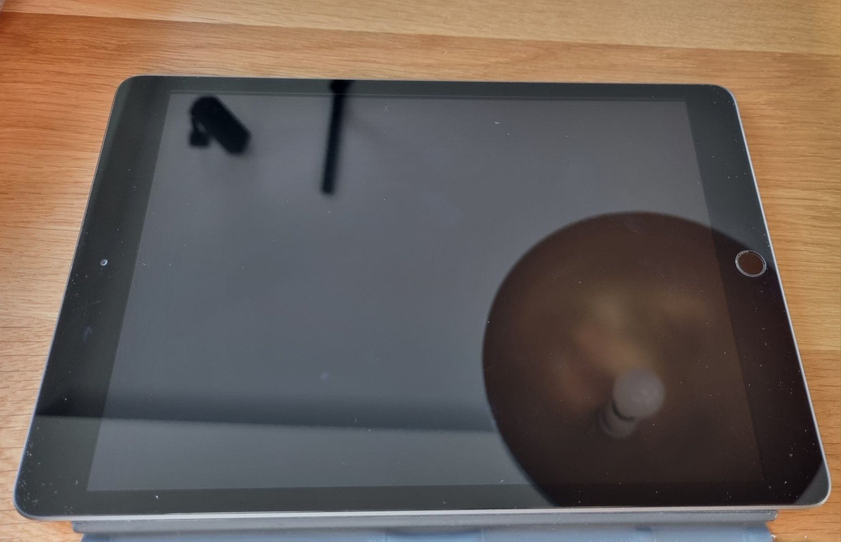 Ipad 10,2" w super stanie