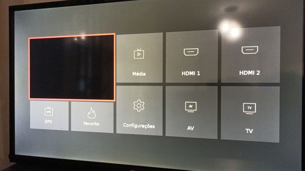 Televisão TCL HD 32DD420
