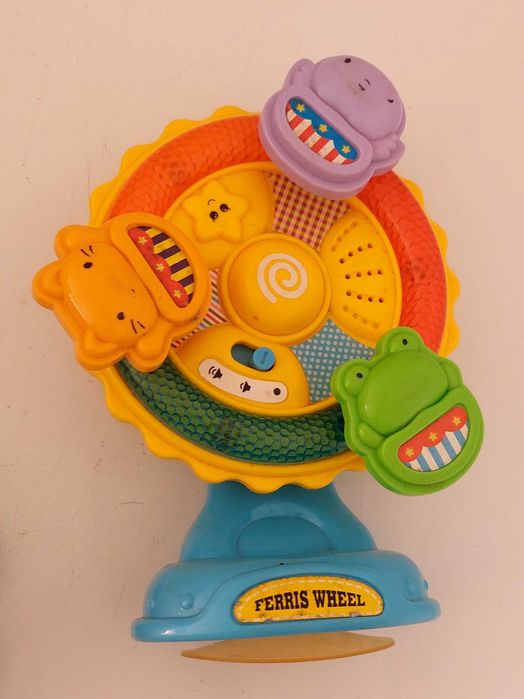 Brinquedo musical bebé (novo)