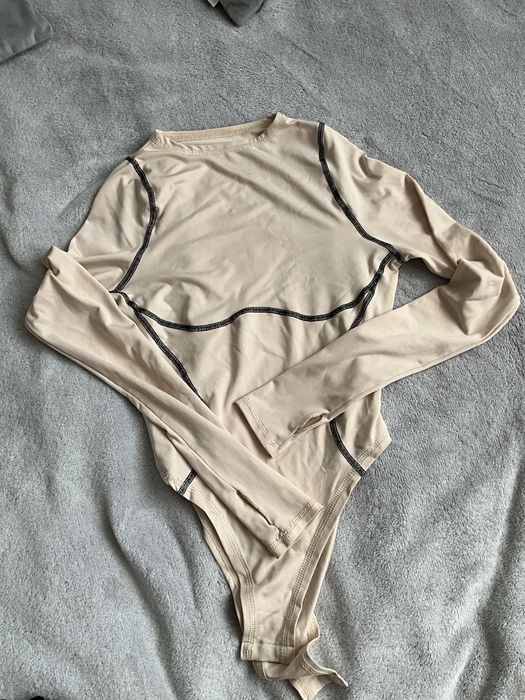 Боді беж зі швами лініями Zara