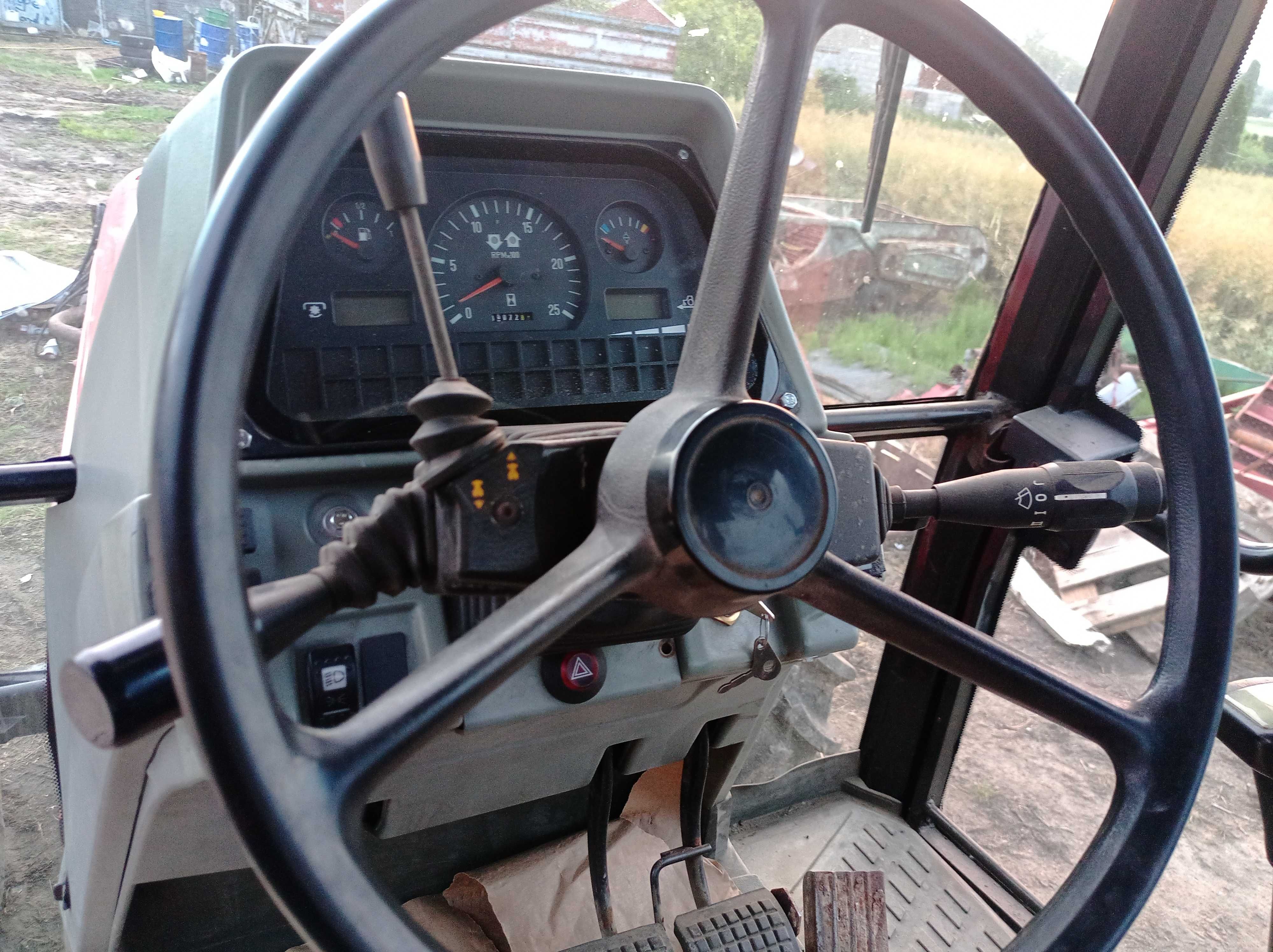 Massey Ferguson 6160