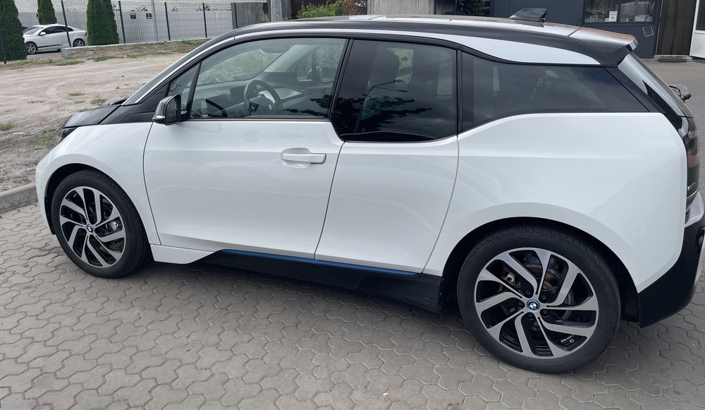 BMW i3 електро