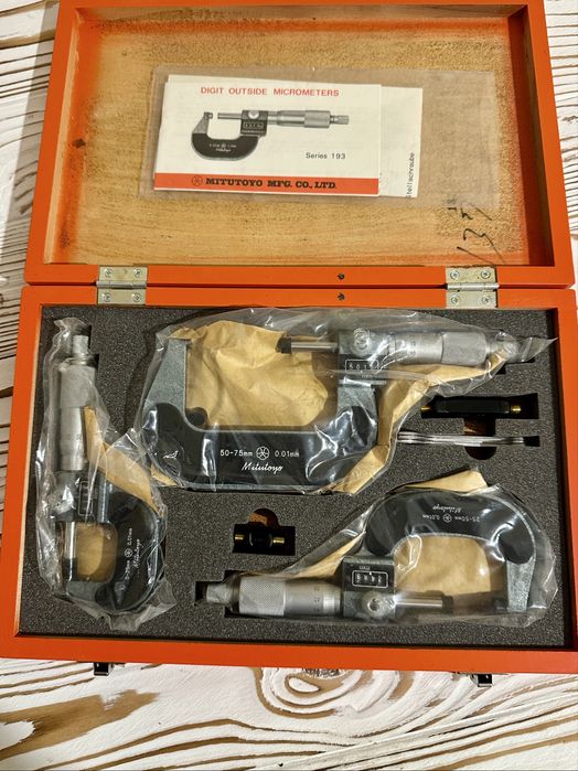 Набор микрометров 0-75мм с мех. счетчиком Mitutoyo, Япония