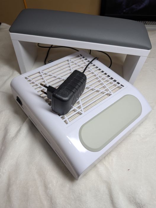 Витяжка+підлокітник за 400