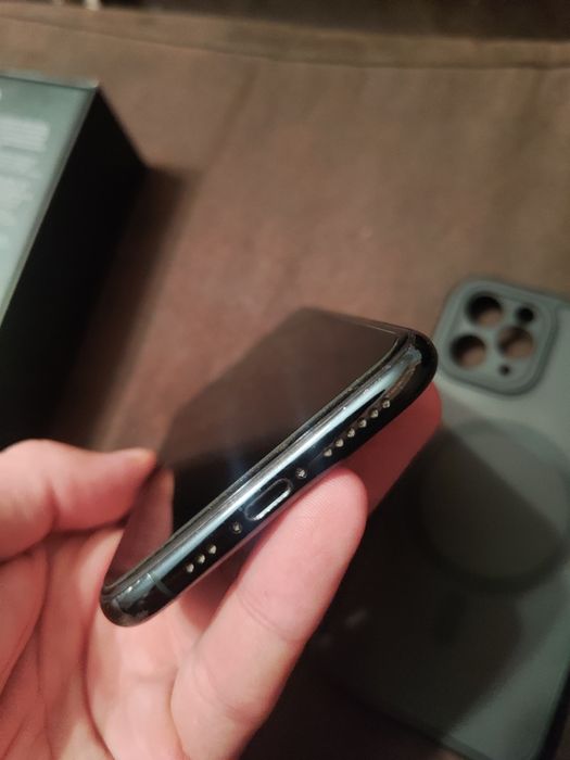 iPhone 11 pro Zielony stan bardzo dobry