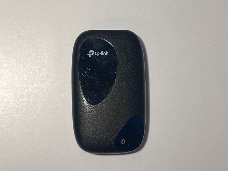 Router TP-LINK - model M7200