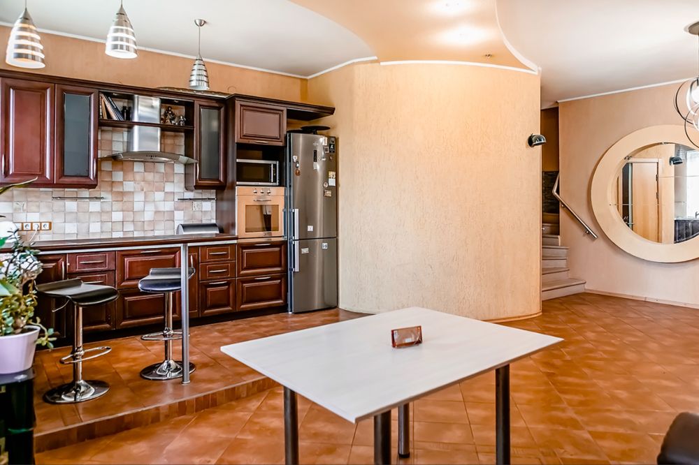 3х к.кв. в новострое р-н Одесской. В 2х этажах. Авторский проект.