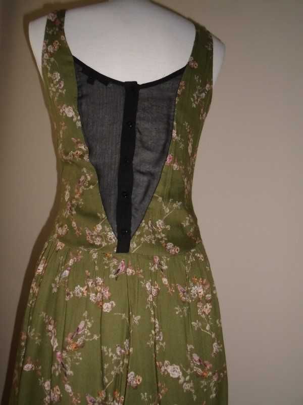 Vestido padrão passarinhos