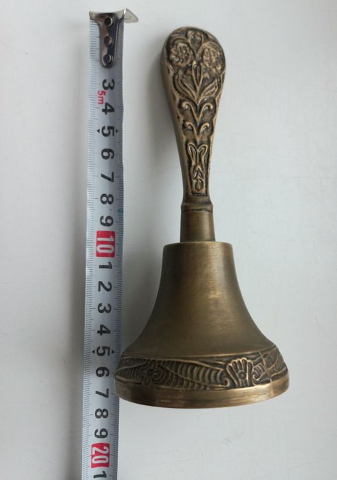 Дзвоник бронзовий.