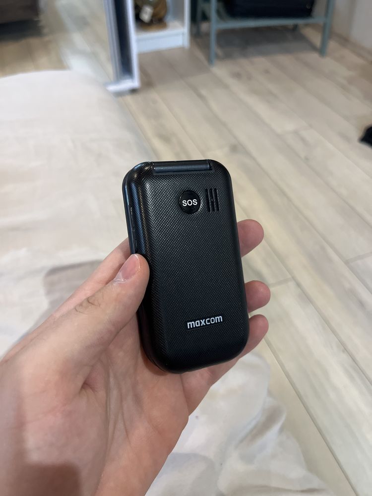 telefon Maxcom MM827
