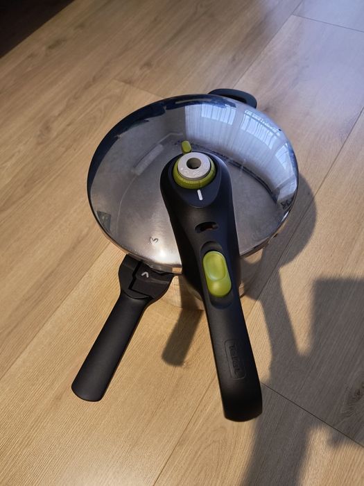 Szybkowar Tefal 8l