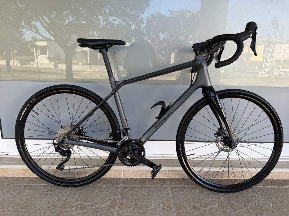 Bicicleta de Gravel Merida - Carbono