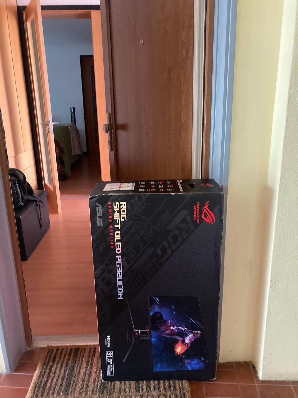 Monitor ASUS ROG Swift  31,5 QD OLED UltraHD