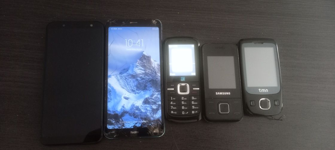 Vários telemóvel