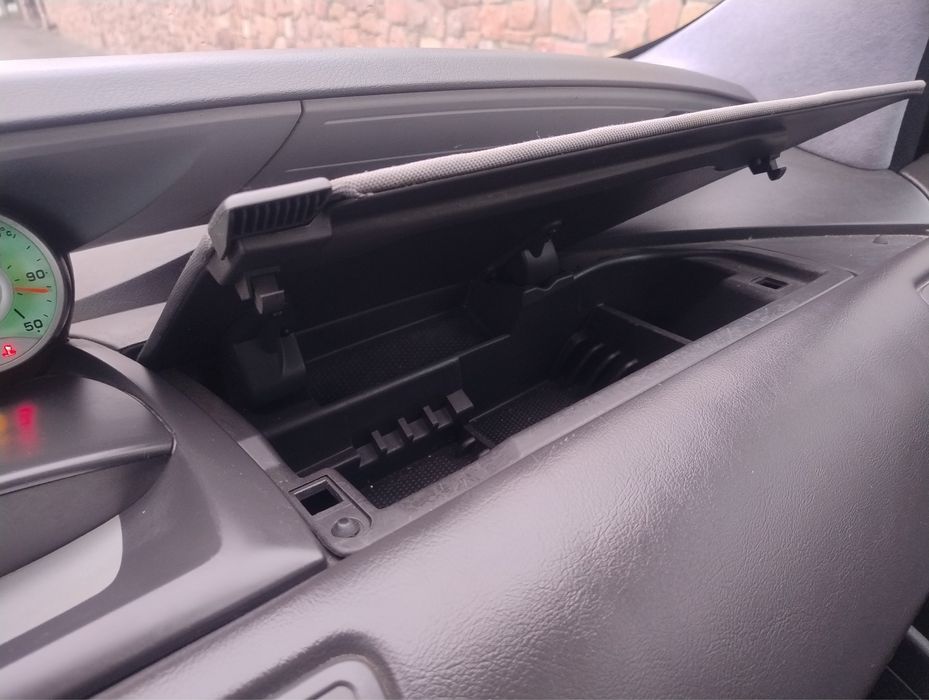 Peugeot 807 мінівен 7 місць