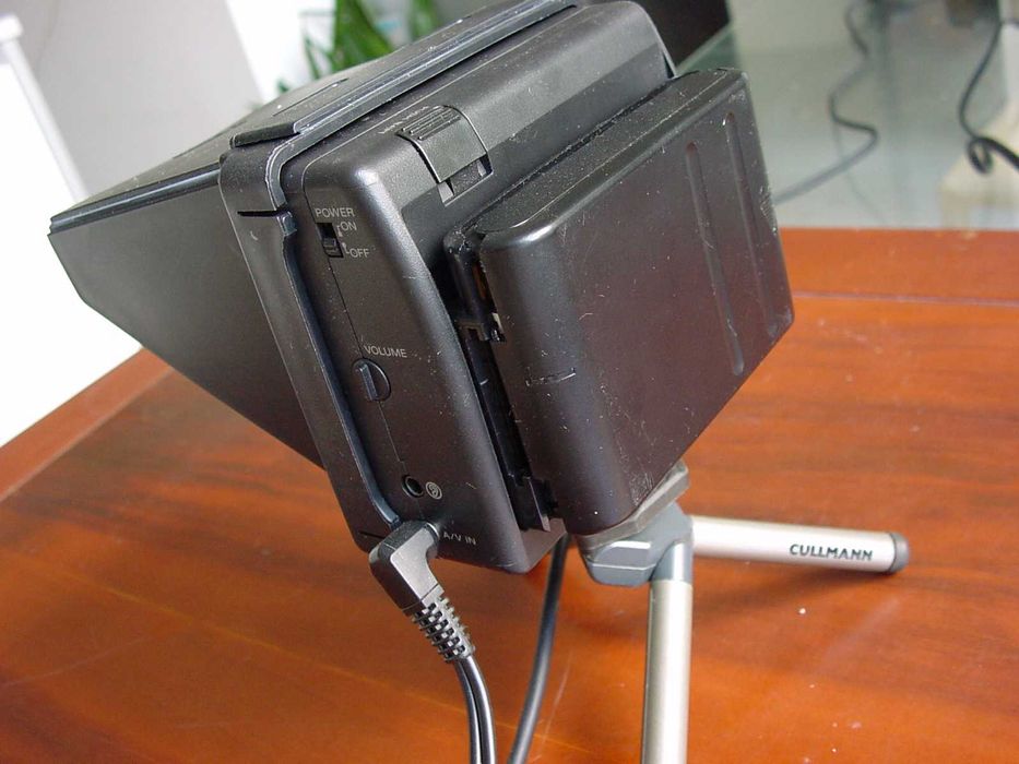 Monitor SONY XV-M30E semi profissional para camara analógica HANDYCAM