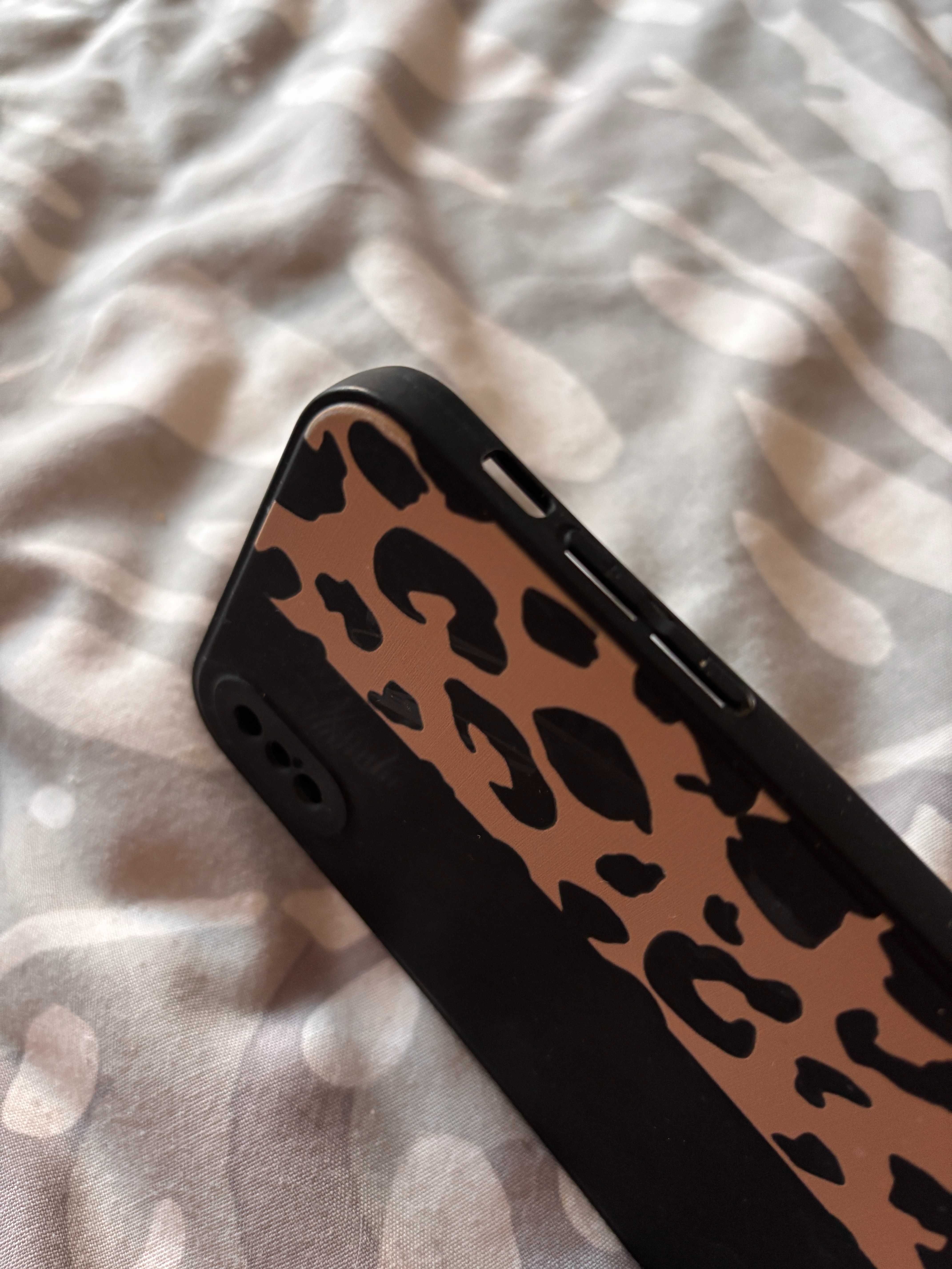 Capa iphone X usada