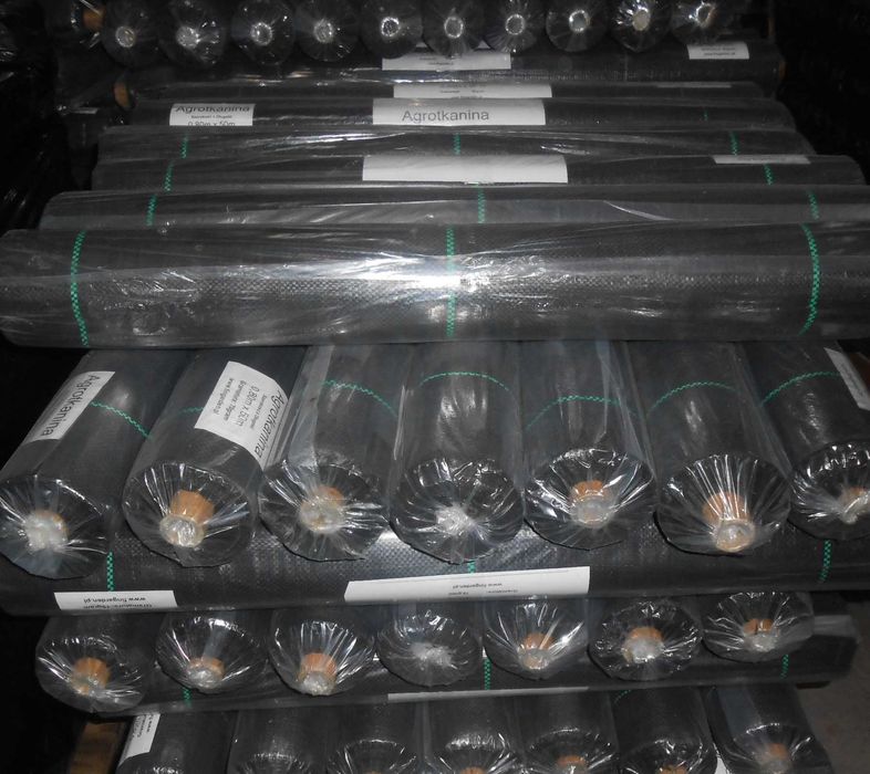 Agrotkanina mata 1,6x100m czarna gruba 90g filtr UV