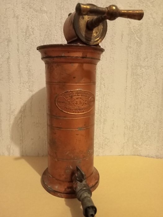 Каминные часы ,иригатор и др
