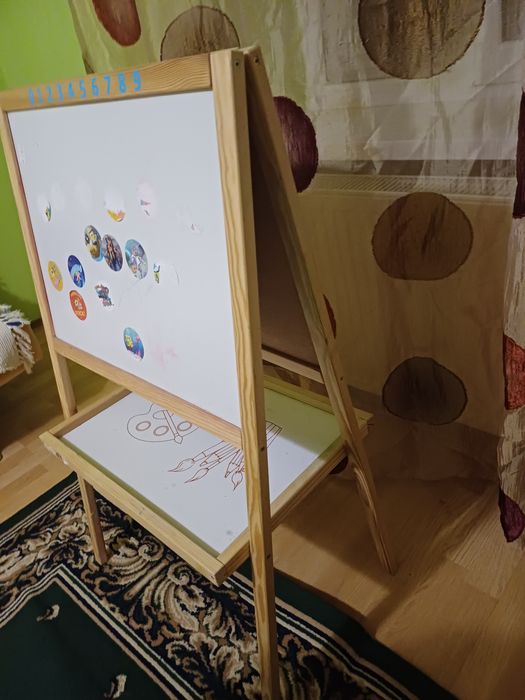 Мольберт дитячий