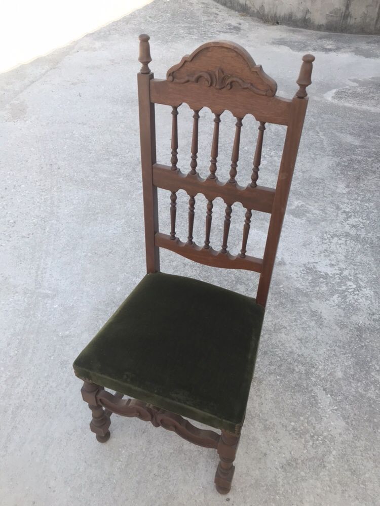 Cadeira Antiga
