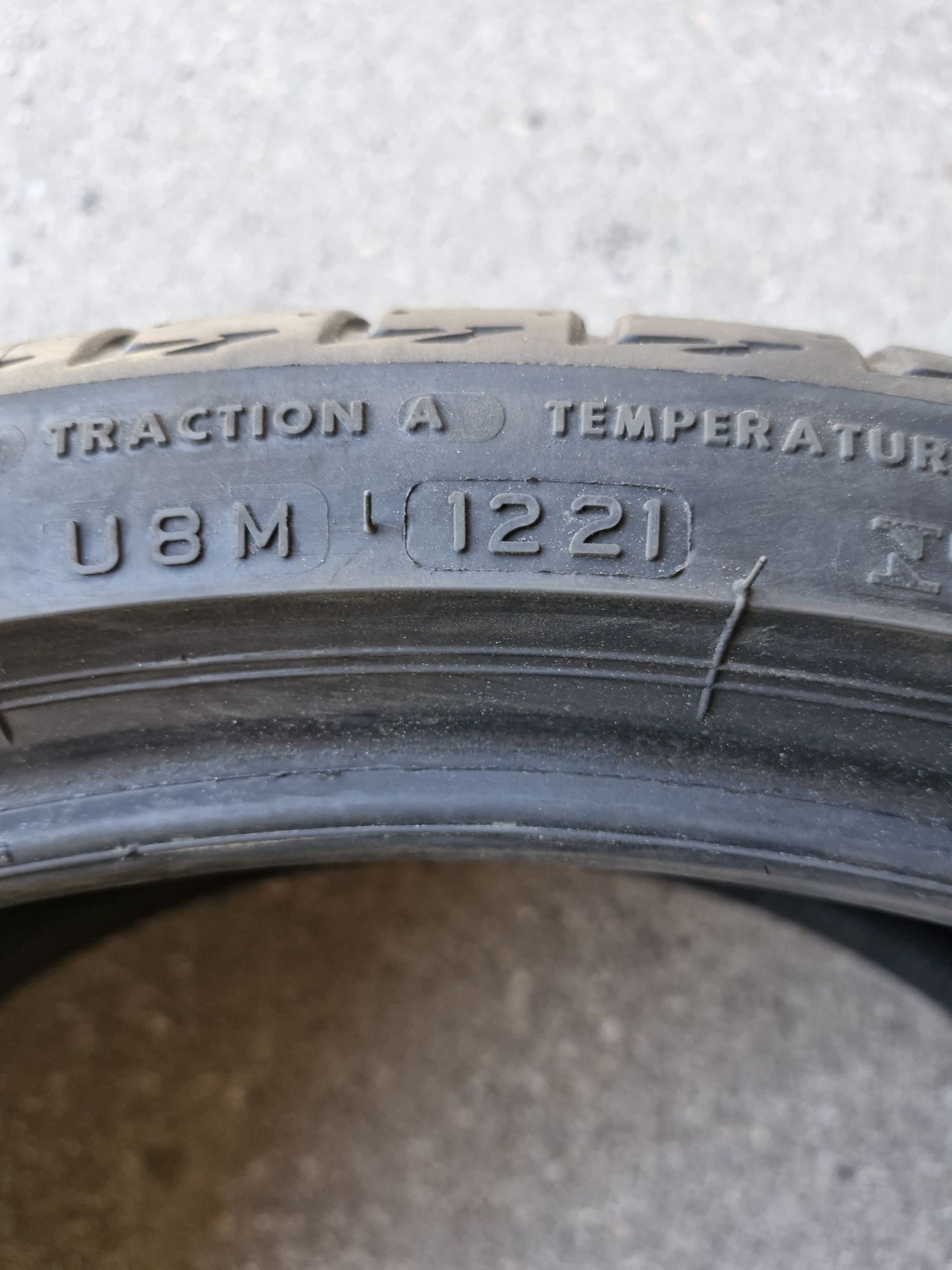 Opony letnie 255/35/21 Bridgestone