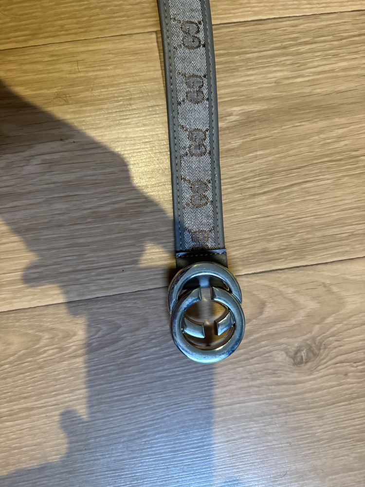 Paski z gucci orginalne ,oraz zawieszka do torebki z gucci