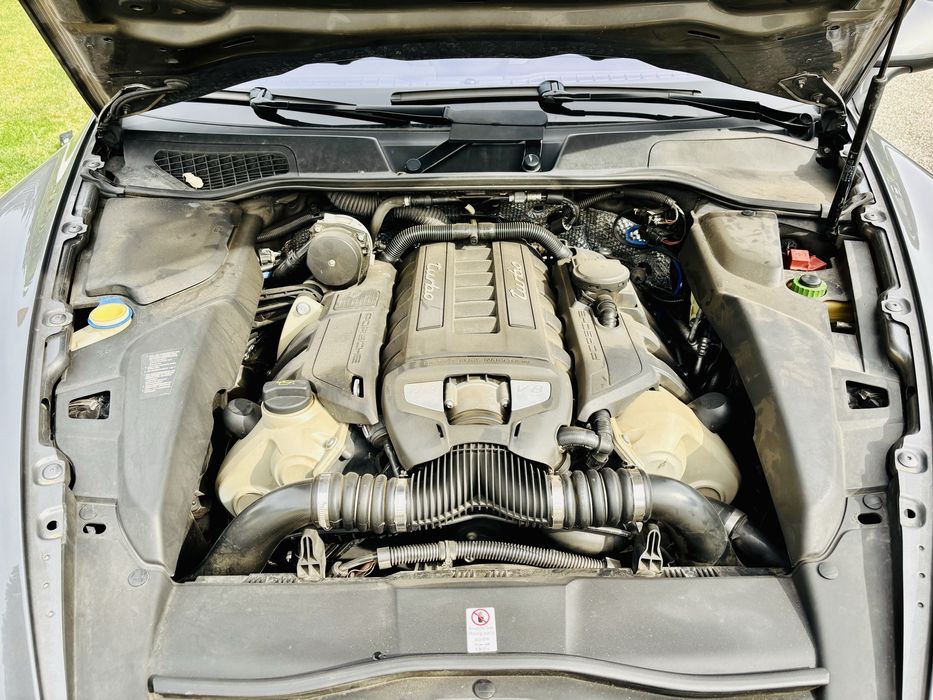 Porsche Cayenne Turbo V8 500cv 1 DONO