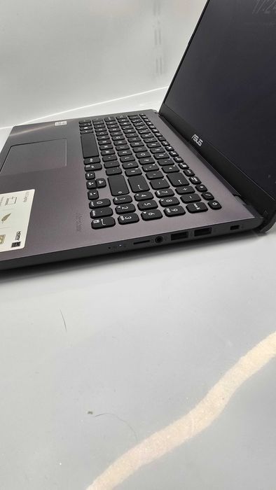 Portatil Asus i3 10a geração, 8Gb, 250Gb nvme