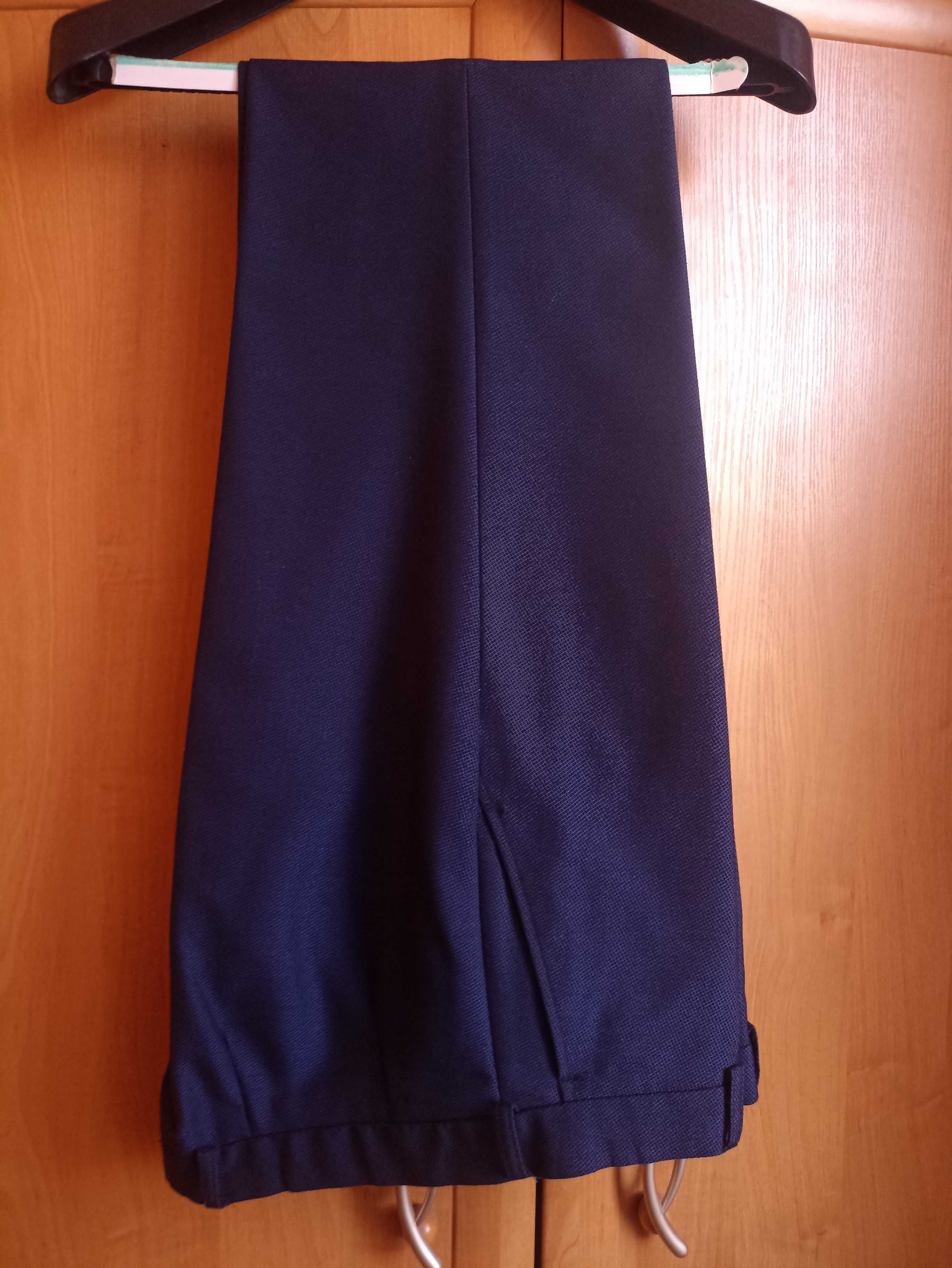 Garnitur Męski Granatowy Lebelt Suits, komplet  marynarka + spodnie