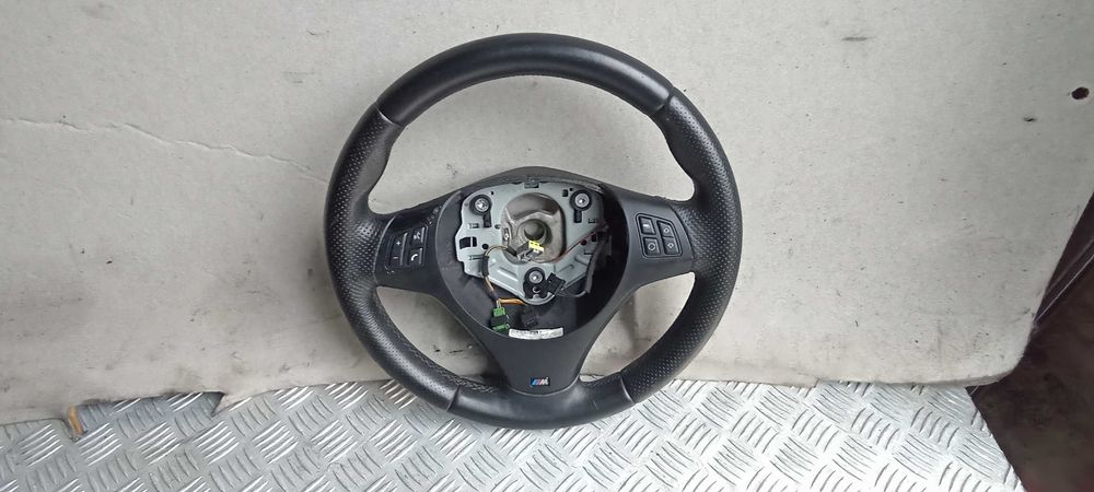 kierownica multifunkcyjna  skóra m pakiet bmw e81 e87 e90 e91