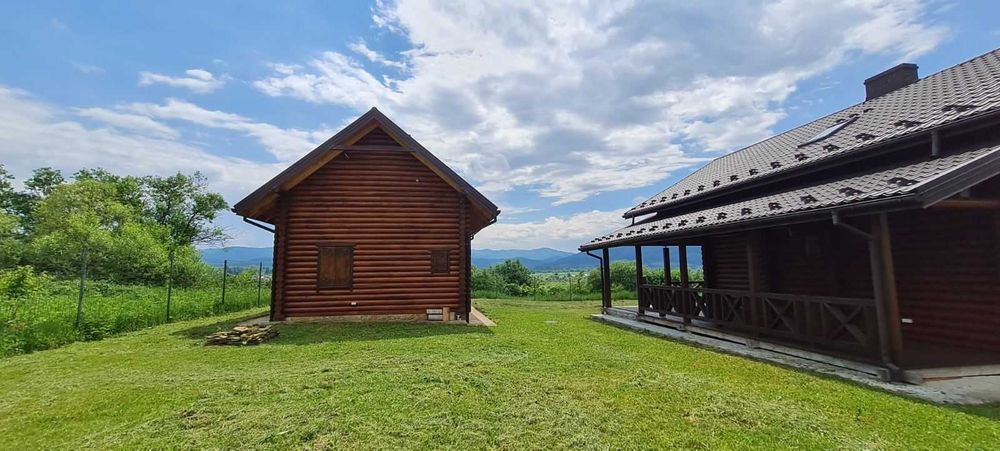 Дім в карпатах.Зруб комплекс + баня.гараж