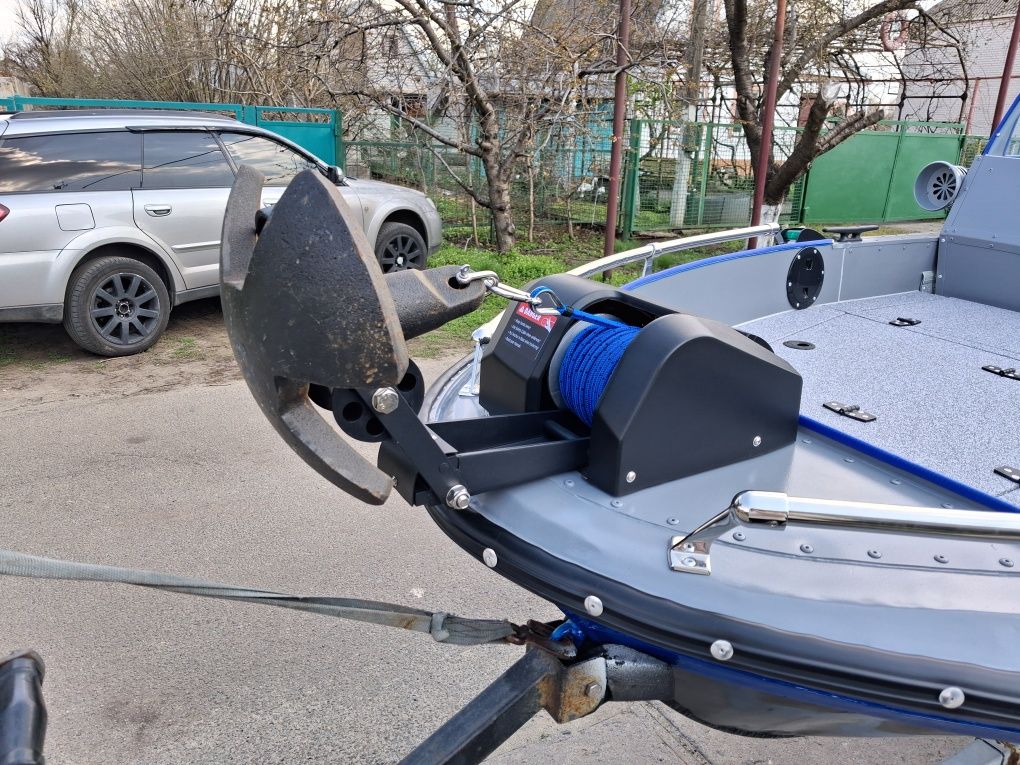 лодка Крым для рыбалки и отдыха