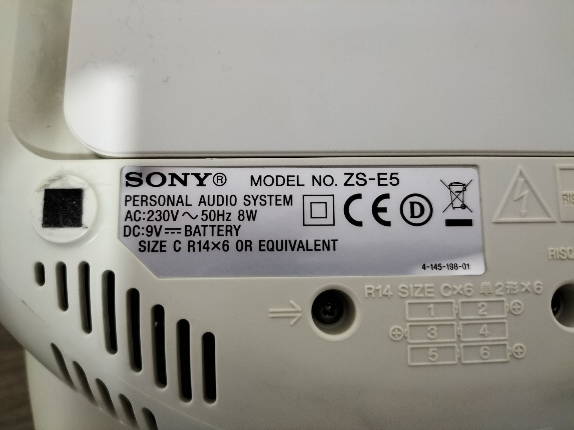 Rádio com CD Sony