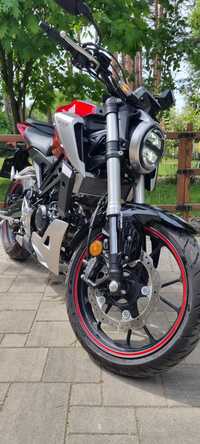 Honda CB 125R - kat B