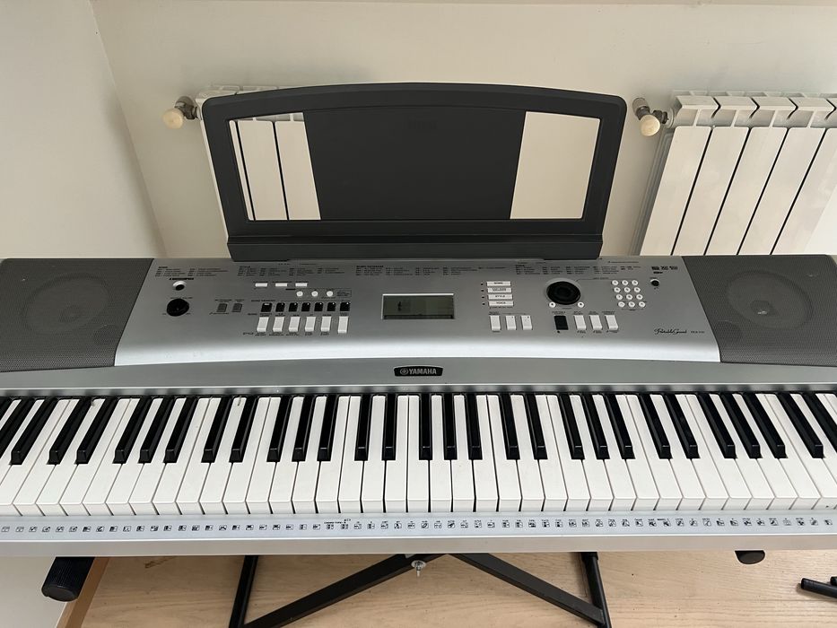Електропіаніно YAMAHA