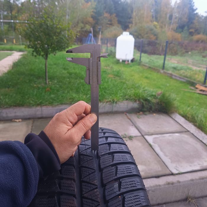 Opony Falken Eurowinter 235/60r16 2 szt