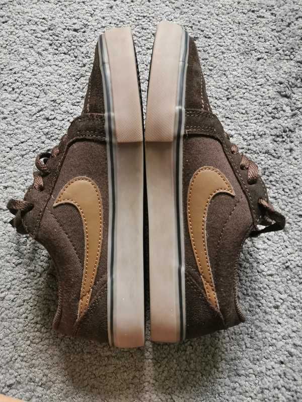 Buty Nike Satire II (gs) r. 36