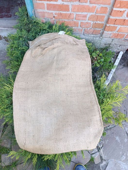 Джутові мішки з під кавт