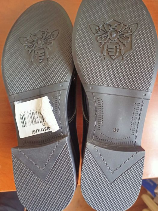 Туфли лаковые 37 размер, новые